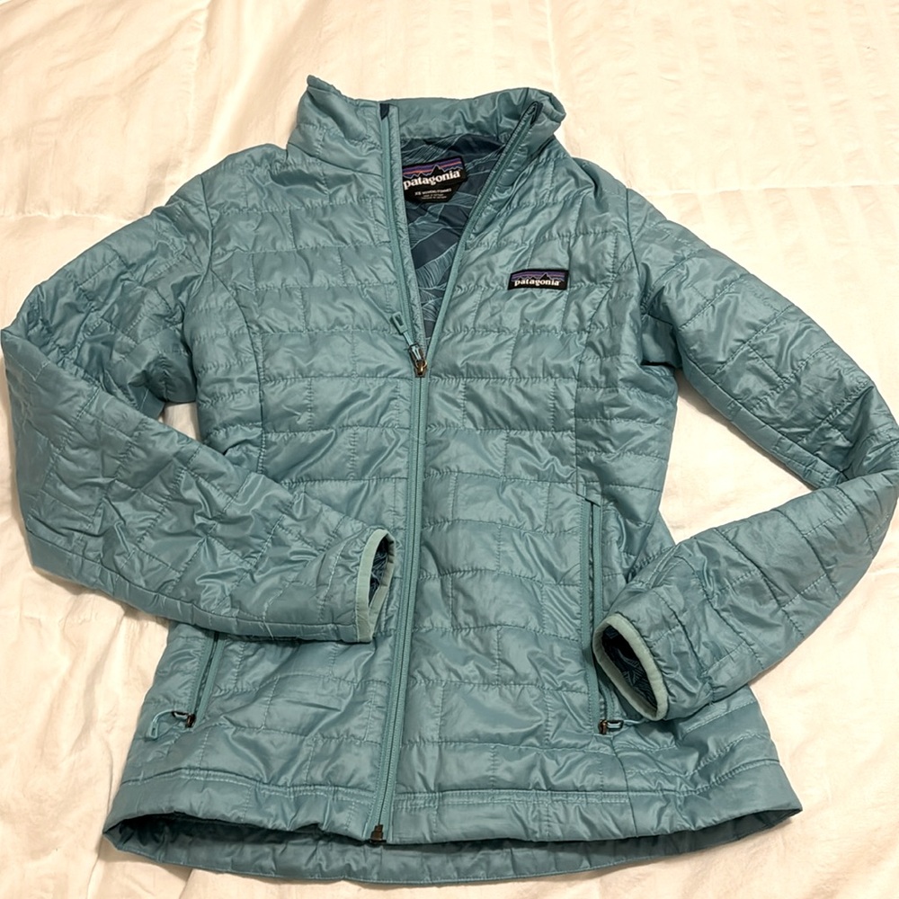 Women’s Patagonia jacket light blue - x small